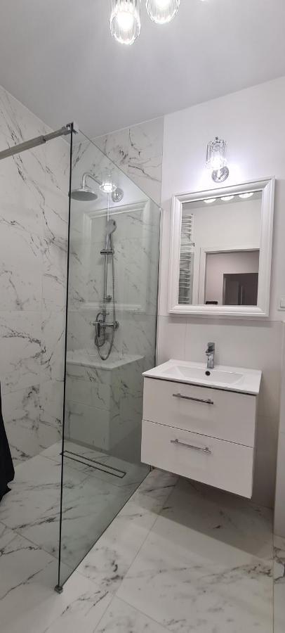 44 - Apartamenty Siedlce - Nowy Apartament W Centrum Przy Ul Czerwonego Krzyza Экстерьер фото